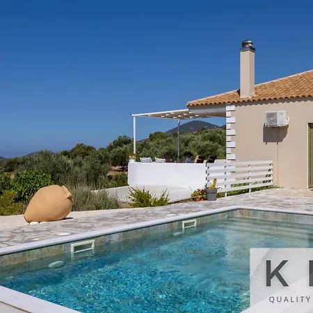 Skoumas Surrounded By Olive Trees! * Vlachata